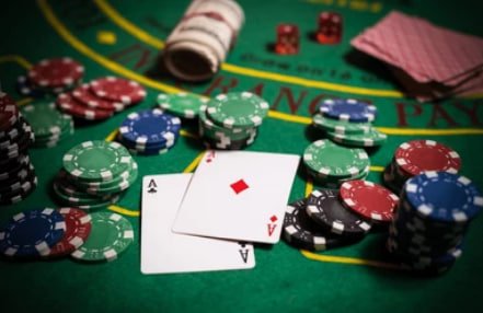 mpo2121 link Game Demo live dealer interface showing real-time player interaction on tablet